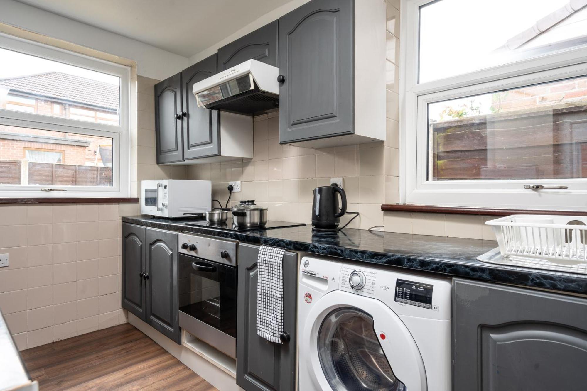 Comfy 3Br Home - Pool Table - Games - Sleeps 8 Manchester Exteriér fotografie